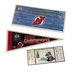 VINTAGE NJ New Jersey Devils 2000 Stanley Cup NHL Champions‎ Lot of Souvenirs